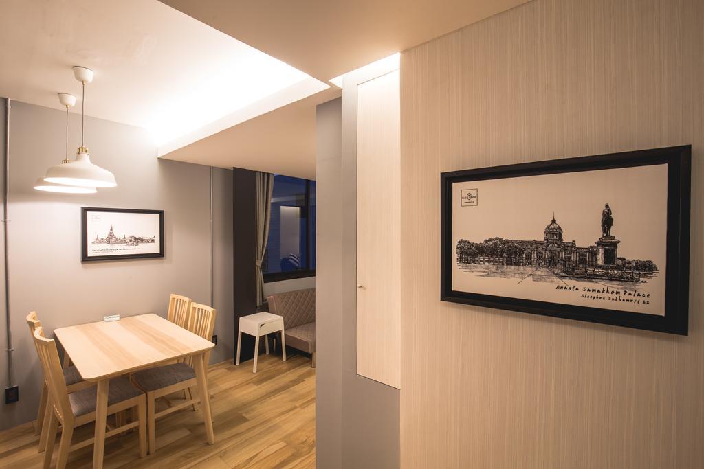 Sleep Box Sukhumvit 22 Hostel Bangkok Exterior photo