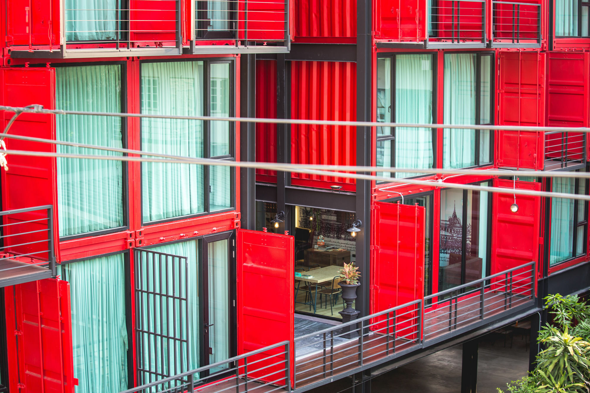 Sleep Box Sukhumvit 22 Hostel Bangkok Exterior photo