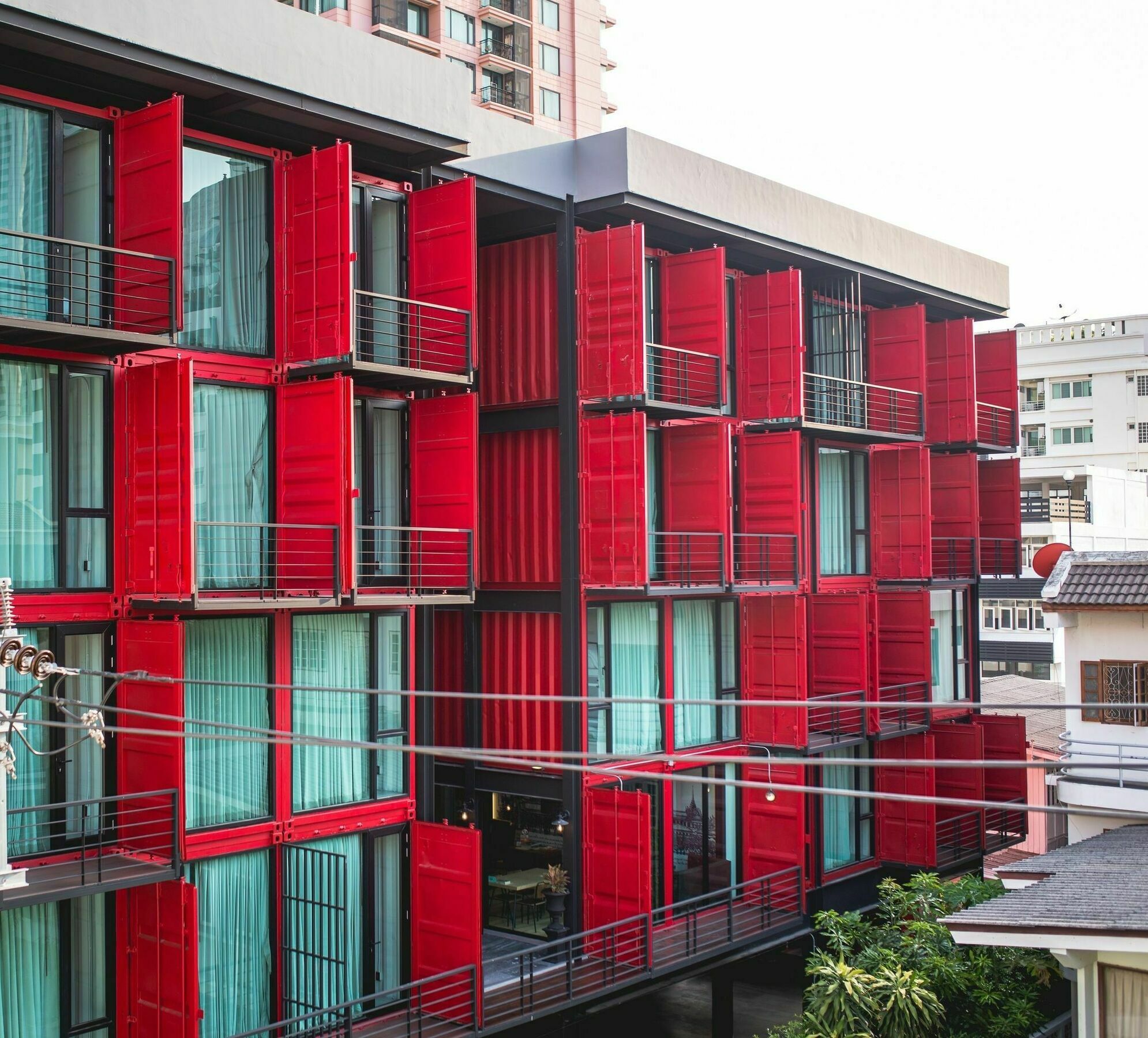 Sleep Box Sukhumvit 22 Hostel Bangkok Exterior photo