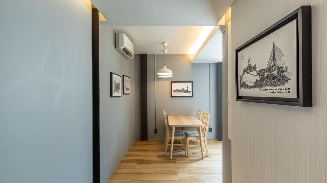Sleep Box Sukhumvit 22 Hostel Bangkok Exterior photo